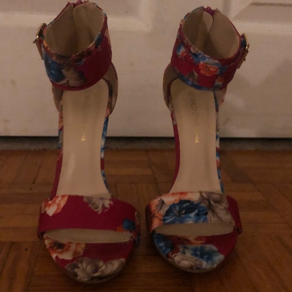 Floral Heels - Picture 8 of 8